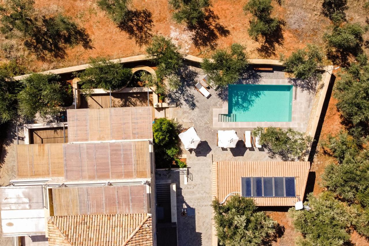 Lithos Guesthouse Kardamili Luaran gambar