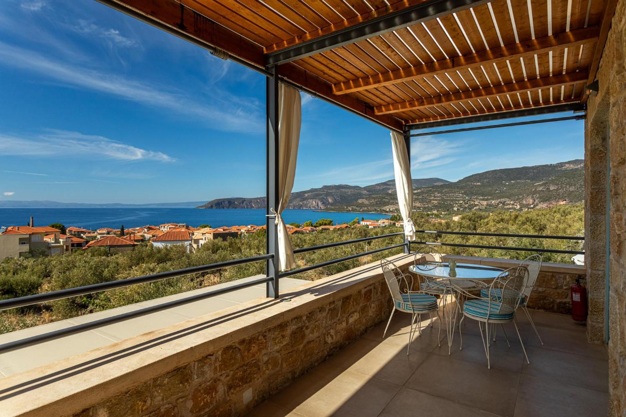 Lithos Guesthouse Kardamili Luaran gambar