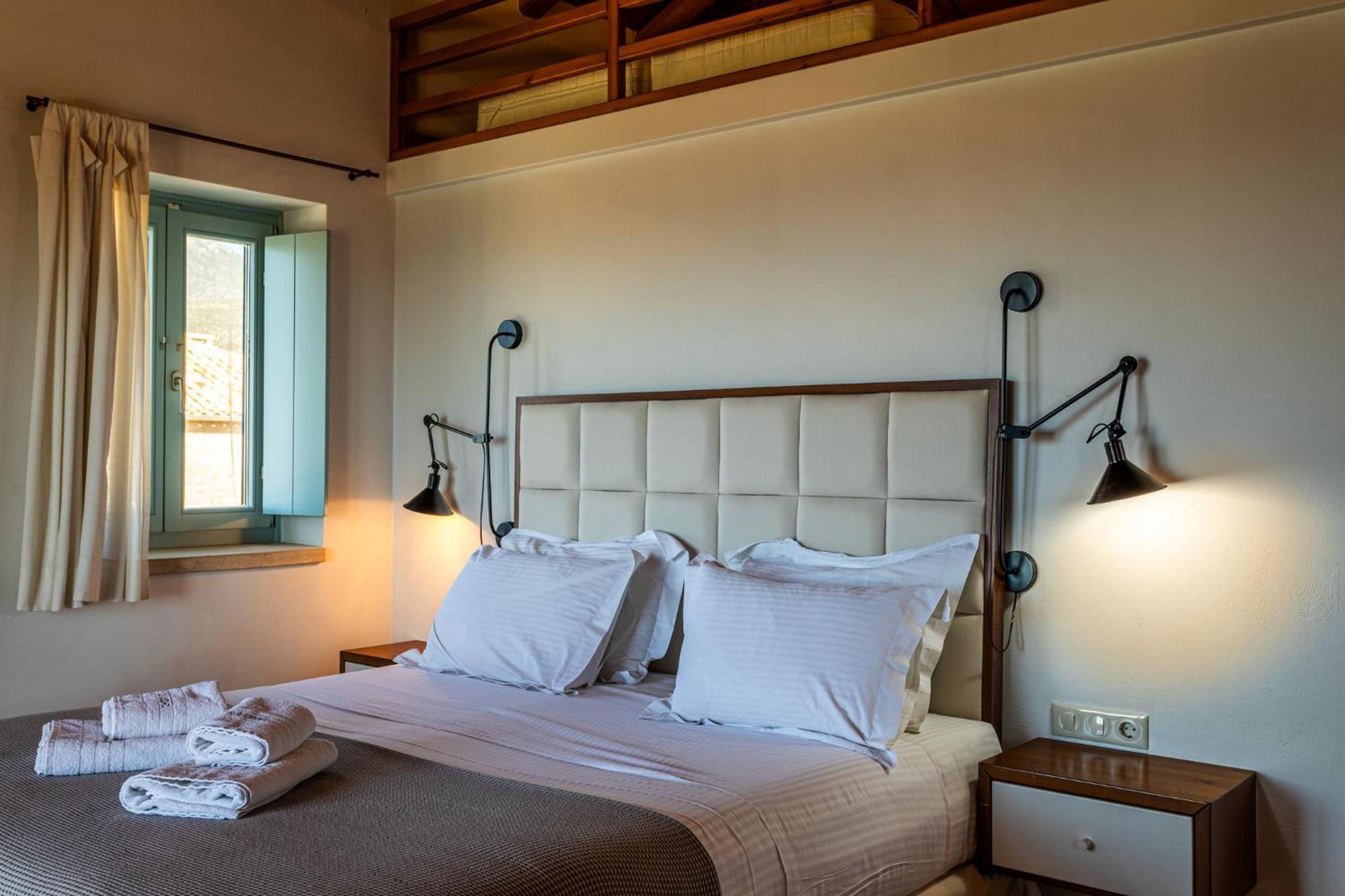 Lithos Guesthouse Kardamili Luaran gambar