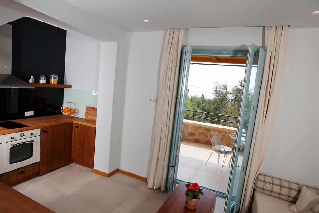 Lithos Guesthouse Kardamili Luaran gambar