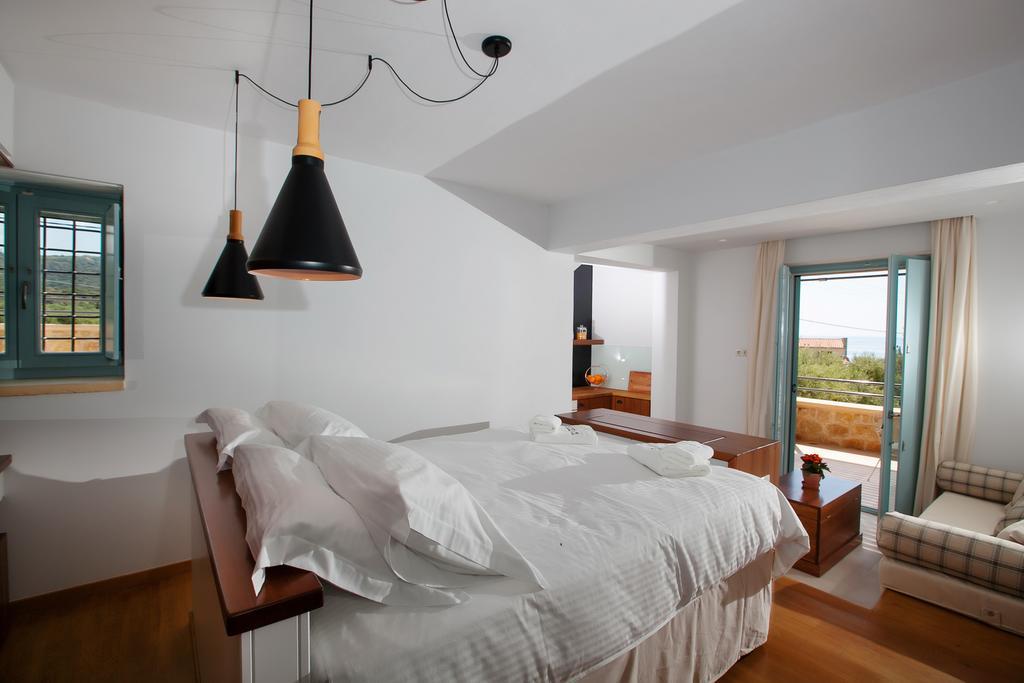 Lithos Guesthouse Kardamili Luaran gambar