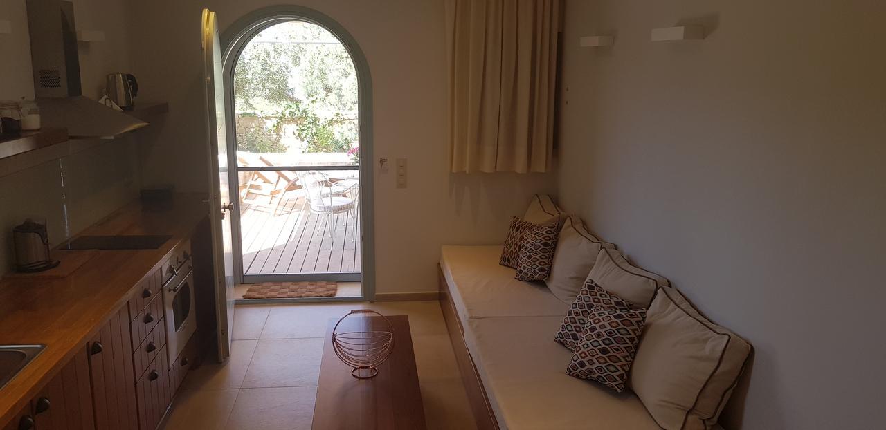 Lithos Guesthouse Kardamili Luaran gambar
